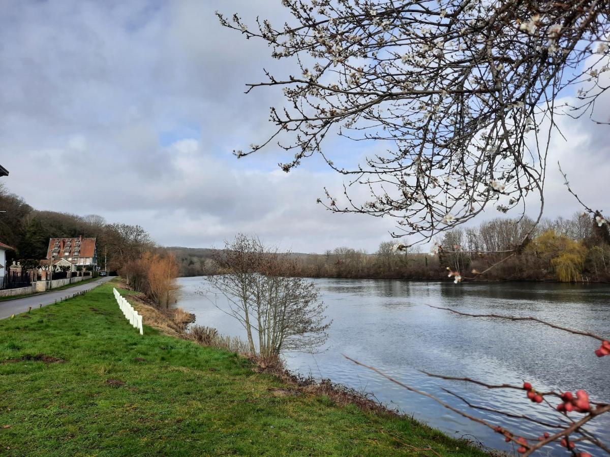 La Seine, Entre Riviere Et Foret De Fontainebleau Bois-le-Roi  Buitenkant foto
